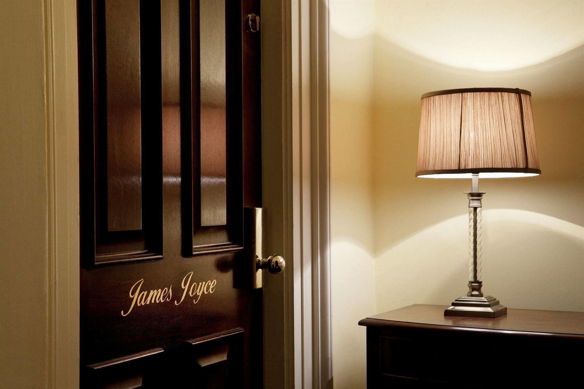 Townhouse On The Green Dublin Ngoại thất bức ảnh